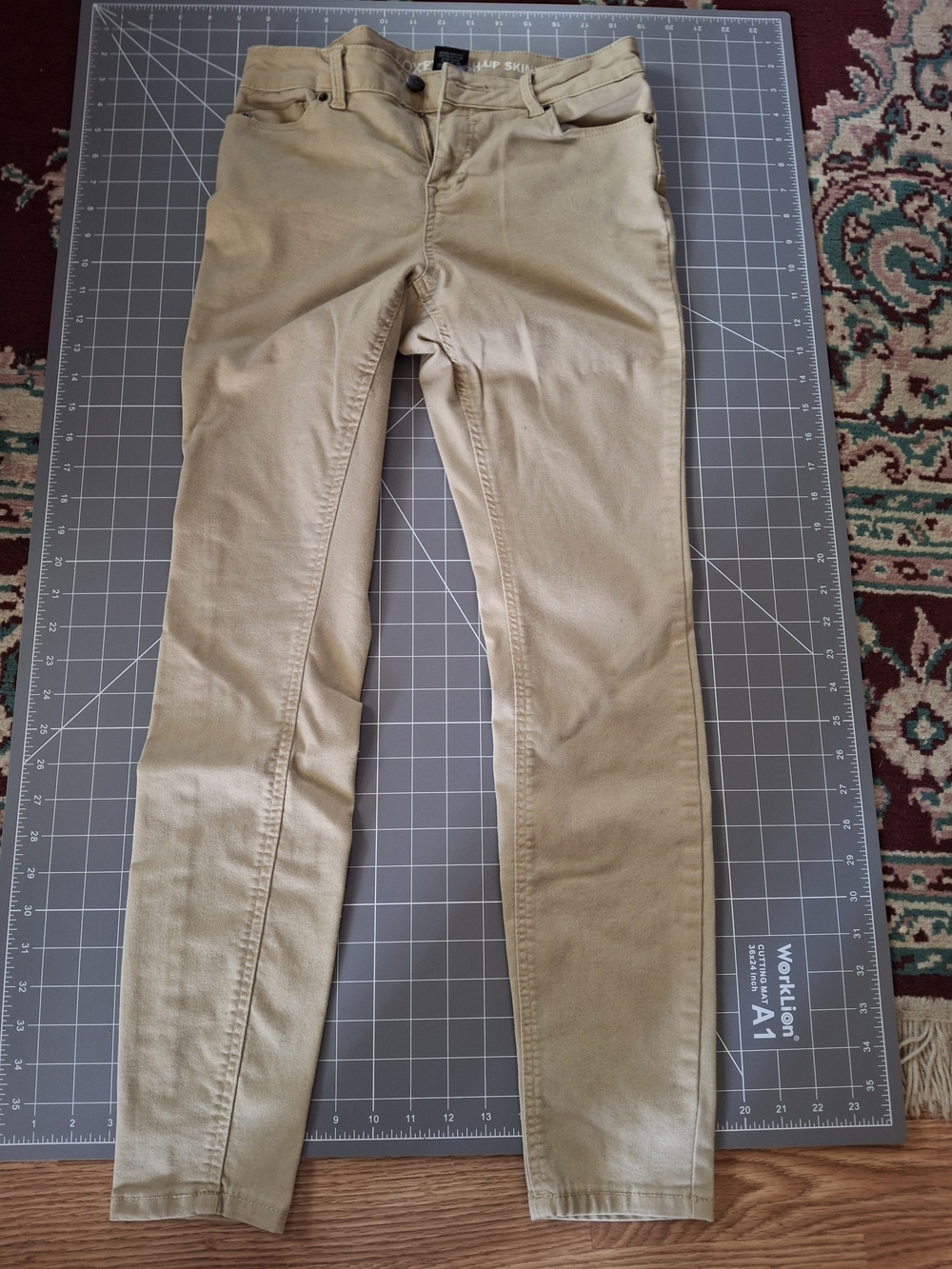 Joe Boxer Push Up Skinny Jeans Khaki Tan Stretch Size 3 (CFD040)